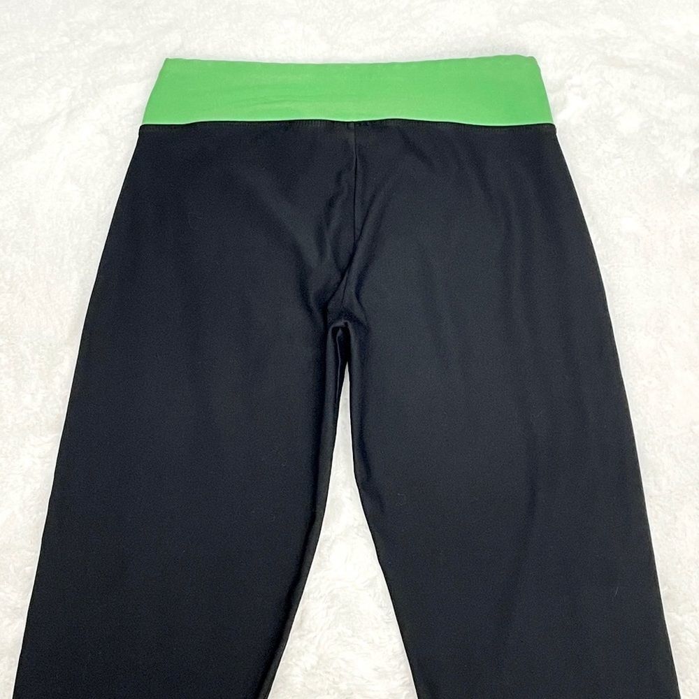 Nike Black/Green Wide Waistband Boot Cut Yoga Pants EUC Small - Picture 6 of 11